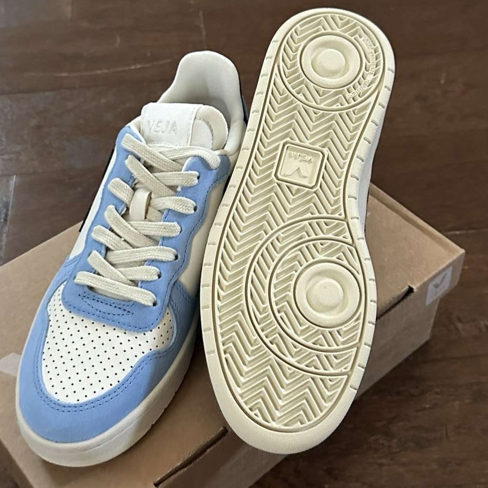 VEJA-V-10 Prime sneakers-size 7.5-blue/white-brand new in box. - Picture 9 of 11